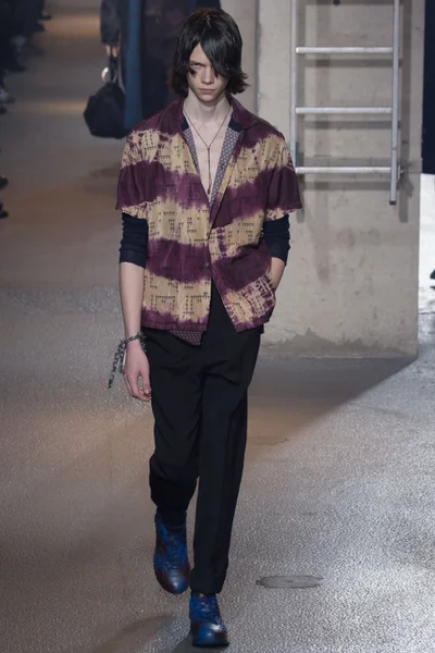 Look 34